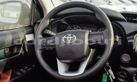 Buy Import Toyota Hilux White Car in Import - Dubai in Ali Sabieh Region Buy Import Toyota Hilux White Car in Import - Dubai in Ali Sabieh Region