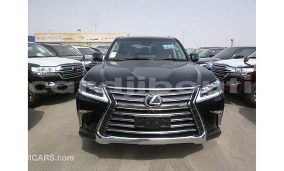 Acheter Import Voiture Lexus LX Noir à Import - Dubai, Ali Sabieh Region Acheter Import Voiture Lexus LX Noir à Import - Dubai, Ali Sabieh Region