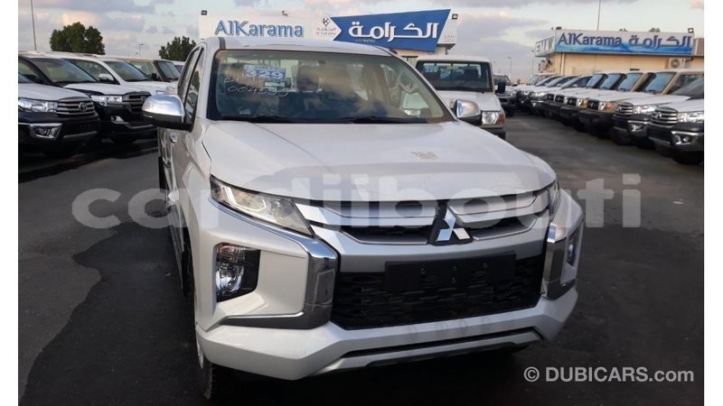 Big with watermark mitsubishi l200 ali sabieh region import dubai 2648