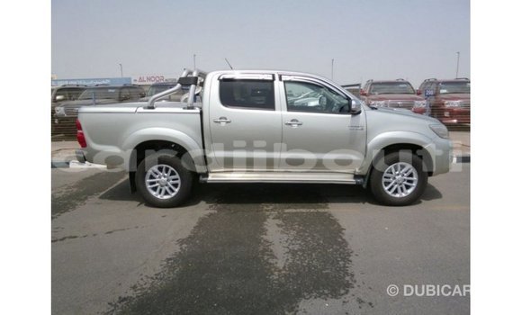 Acheter Import Voiture Toyota Hilux Autre à Import - Dubai, Ali Sabieh Region Acheter Import Voiture Toyota Hilux Autre à Import - Dubai, Ali Sabieh Region