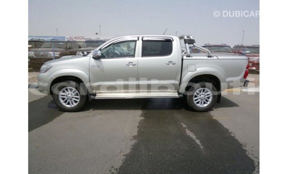 Acheter Import Voiture Toyota Hilux Autre à Import - Dubai, Ali Sabieh Region Acheter Import Voiture Toyota Hilux Autre à Import - Dubai, Ali Sabieh Region