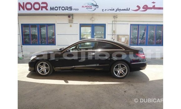Acheter Import Voiture Mercedes-Benz 250 Noir à Import - Dubai, Ali Sabieh Region Acheter Import Voiture Mercedes-Benz 250 Noir à Import - Dubai, Ali Sabieh Region