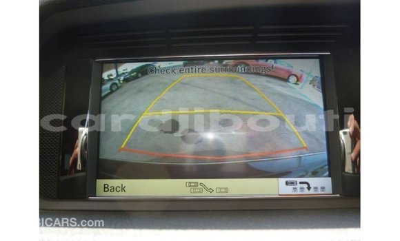 Acheter Import Voiture Mercedes-Benz 250 Noir à Import - Dubai, Ali Sabieh Region Acheter Import Voiture Mercedes-Benz 250 Noir à Import - Dubai, Ali Sabieh Region