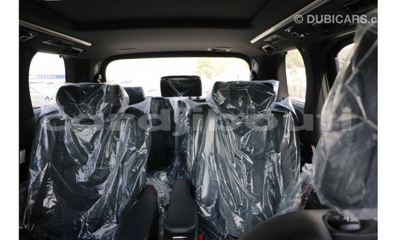 Buy Import Toyota Alphard White Car in Import - Dubai in Ali Sabieh Region Buy Import Toyota Alphard White Car in Import - Dubai in Ali Sabieh Region