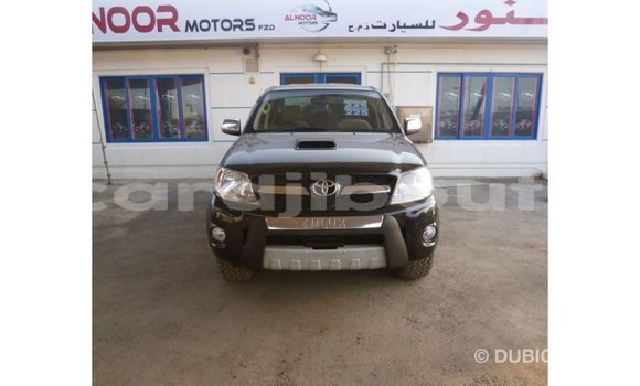 Acheter Import Voiture Toyota Hilux Noir à Import - Dubai, Ali Sabieh Region Acheter Import Voiture Toyota Hilux Noir à Import - Dubai, Ali Sabieh Region