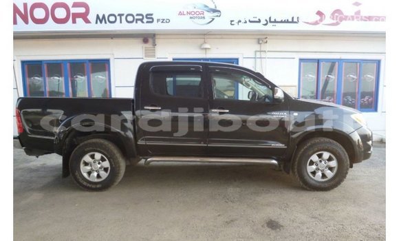 Acheter Import Voiture Toyota Hilux Noir à Import - Dubai, Ali Sabieh Region Acheter Import Voiture Toyota Hilux Noir à Import - Dubai, Ali Sabieh Region