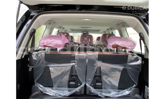 Acheter Import Voiture Toyota Land Cruiser Noir à Import - Dubai, Ali Sabieh Region Acheter Import Voiture Toyota Land Cruiser Noir à Import - Dubai, Ali Sabieh Region