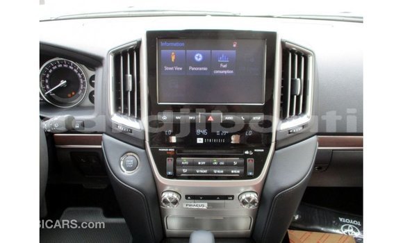 Acheter Import Voiture Toyota Land Cruiser Noir à Import - Dubai, Ali Sabieh Region Acheter Import Voiture Toyota Land Cruiser Noir à Import - Dubai, Ali Sabieh Region