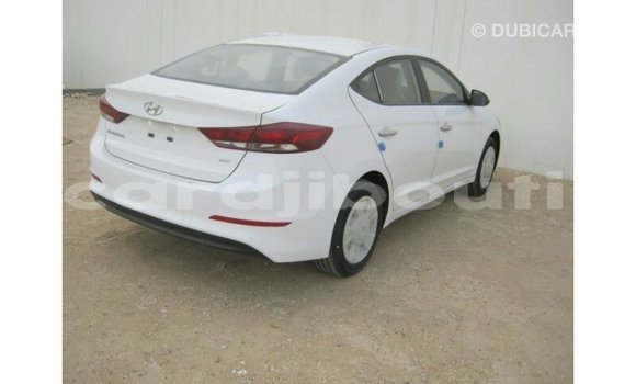 Acheter Import Voiture Hyundai Elantra Blanc à Import - Dubai, Ali Sabieh Region Acheter Import Voiture Hyundai Elantra Blanc à Import - Dubai, Ali Sabieh Region