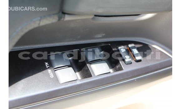 Buy Import Toyota Land Cruiser White Car in Import - Dubai in Ali Sabieh Region Buy Import Toyota Land Cruiser White Car in Import - Dubai in Ali Sabieh Region