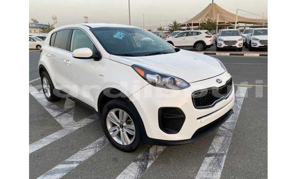 Buy Import Kia Sportage White Car in Import - Dubai in Ali Sabieh Region Buy Import Kia Sportage White Car in Import - Dubai in Ali Sabieh Region