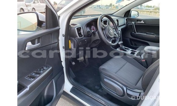 Buy Import Kia Sportage White Car in Import - Dubai in Ali Sabieh Region Buy Import Kia Sportage White Car in Import - Dubai in Ali Sabieh Region