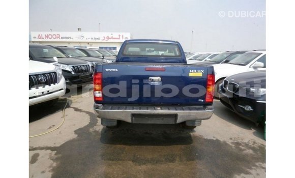 Acheter Import Voiture Toyota Hilux Bleu à Import - Dubai, Ali Sabieh Region Acheter Import Voiture Toyota Hilux Bleu à Import - Dubai, Ali Sabieh Region