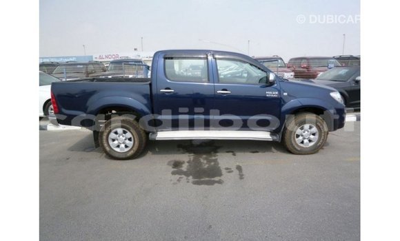 Acheter Import Voiture Toyota Hilux Bleu à Import - Dubai, Ali Sabieh Region Acheter Import Voiture Toyota Hilux Bleu à Import - Dubai, Ali Sabieh Region
