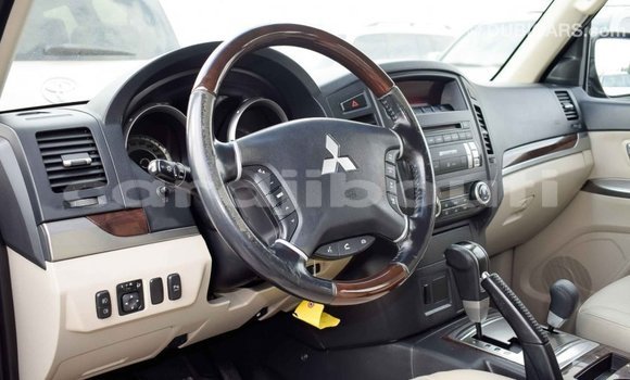 Buy Import Mitsubishi Pajero Black Car in Import - Dubai in Ali Sabieh Region Buy Import Mitsubishi Pajero Black Car in Import - Dubai in Ali Sabieh Region