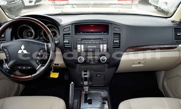 Buy Import Mitsubishi Pajero Black Car in Import - Dubai in Ali Sabieh Region Buy Import Mitsubishi Pajero Black Car in Import - Dubai in Ali Sabieh Region