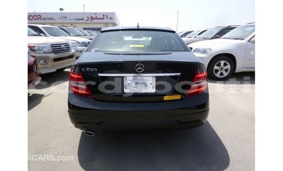Acheter Import Voiture Mercedes-Benz 200 Noir à Import - Dubai, Ali Sabieh Region Acheter Import Voiture Mercedes-Benz 200 Noir à Import - Dubai, Ali Sabieh Region
