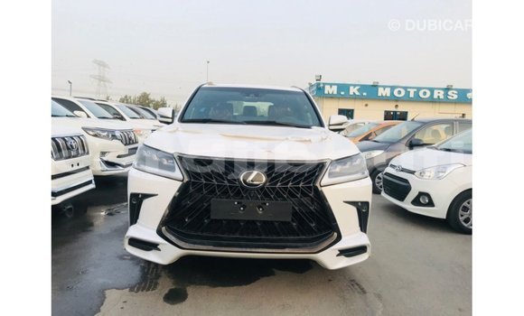 Buy Import Lexus LX White Car in Import - Dubai in Ali Sabieh Region Buy Import Lexus LX White Car in Import - Dubai in Ali Sabieh Region