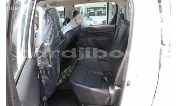 Buy Import Toyota Hilux White Car in Import - Dubai in Ali Sabieh Region Buy Import Toyota Hilux White Car in Import - Dubai in Ali Sabieh Region