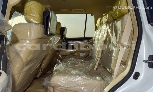 Buy Import Lexus IS White Car in Import - Dubai in Ali Sabieh Region Buy Import Lexus IS White Car in Import - Dubai in Ali Sabieh Region