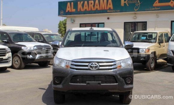 Acheter Import Voiture Toyota Hilux Autre à Import - Dubai, Ali Sabieh Region Acheter Import Voiture Toyota Hilux Autre à Import - Dubai, Ali Sabieh Region