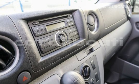 Acheter Import Voiture Nissan Urvan Blanc à Import - Dubai, Ali Sabieh Region Acheter Import Voiture Nissan Urvan Blanc à Import - Dubai, Ali Sabieh Region