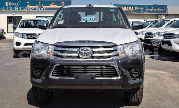 Acheter Import Voiture Toyota Hilux Autre à Import - Dubai, Ali Sabieh Region Acheter Import Voiture Toyota Hilux Autre à Import - Dubai, Ali Sabieh Region