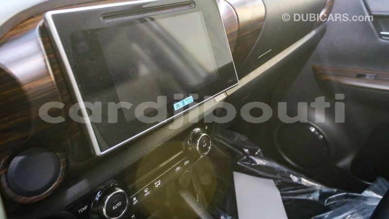 Big with watermark toyota hilux ali sabieh region import dubai 2732