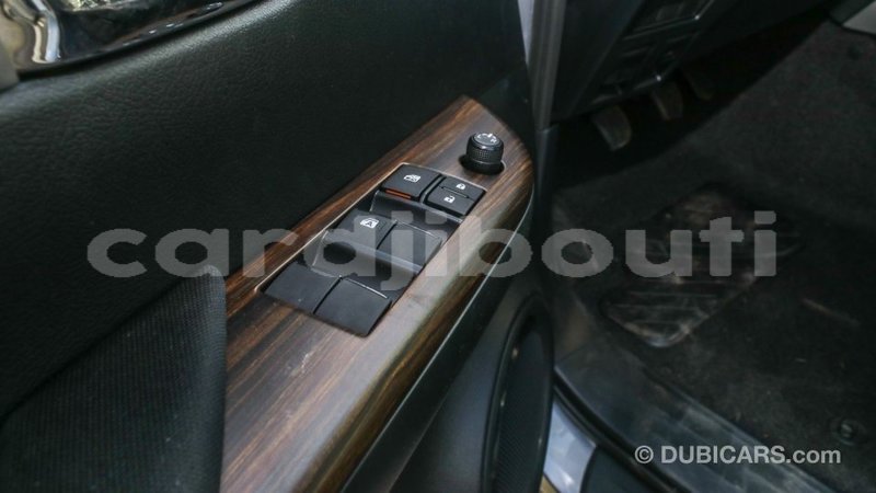 Big with watermark toyota hilux ali sabieh region import dubai 2732