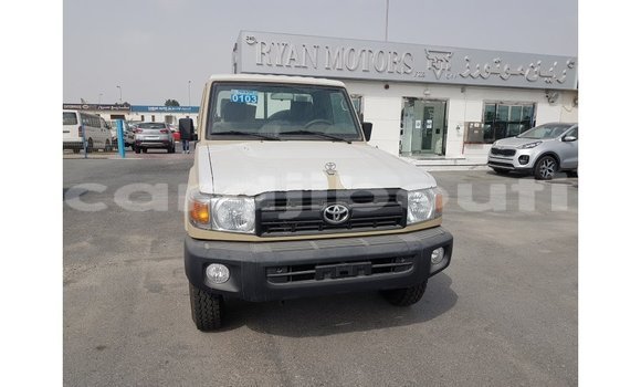 Buy Import Toyota Land Cruiser Beige Car in Import - Dubai in Ali Sabieh Region Buy Import Toyota Land Cruiser Beige Car in Import - Dubai in Ali Sabieh Region