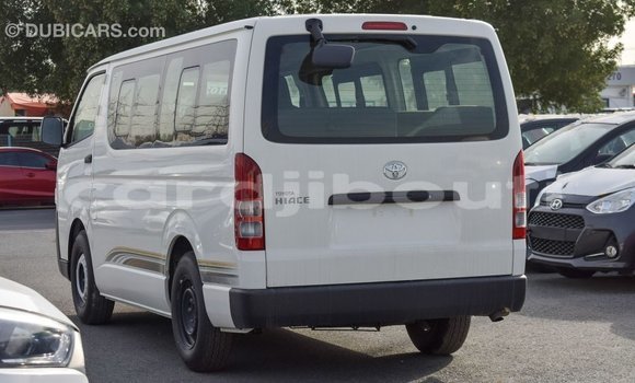 Buy Import Toyota Hiace White Car in Import - Dubai in Ali Sabieh Region Buy Import Toyota Hiace White Car in Import - Dubai in Ali Sabieh Region