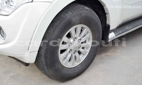 Buy Import Mitsubishi Pajero White Car in Import - Dubai in Ali Sabieh Region Buy Import Mitsubishi Pajero White Car in Import - Dubai in Ali Sabieh Region