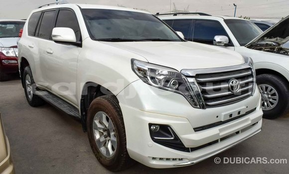 Acheter Import Voiture Toyota Prado Blanc à Import - Dubai, Ali Sabieh Region Acheter Import Voiture Toyota Prado Blanc à Import - Dubai, Ali Sabieh Region