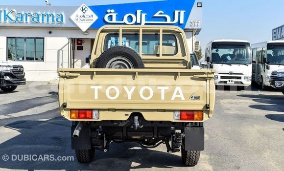 Acheter Import Voiture Toyota Land Cruiser Beige à Import - Dubai, Ali Sabieh Region Acheter Import Voiture Toyota Land Cruiser Beige à Import - Dubai, Ali Sabieh Region