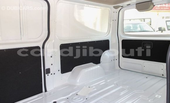 Acheter Import Voiture Nissan Urvan Blanc à Import - Dubai, Ali Sabieh Region Acheter Import Voiture Nissan Urvan Blanc à Import - Dubai, Ali Sabieh Region