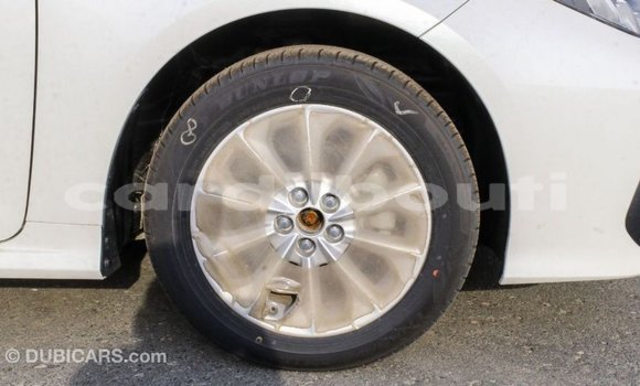 Acheter Import Voiture Toyota Corolla Blanc à Import - Dubai, Ali Sabieh Region Acheter Import Voiture Toyota Corolla Blanc à Import - Dubai, Ali Sabieh Region