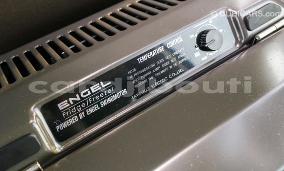 Acheter Import Voiture Toyota Coaster Blanc à Import - Dubai, Ali Sabieh Region Acheter Import Voiture Toyota Coaster Blanc à Import - Dubai, Ali Sabieh Region