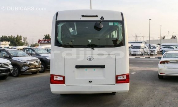 Acheter Import Voiture Toyota Coaster Blanc à Import - Dubai, Ali Sabieh Region Acheter Import Voiture Toyota Coaster Blanc à Import - Dubai, Ali Sabieh Region