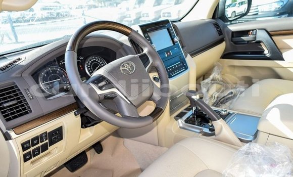 Buy Import Toyota Land Cruiser Black Car in Import - Dubai in Ali Sabieh Region Buy Import Toyota Land Cruiser Black Car in Import - Dubai in Ali Sabieh Region
