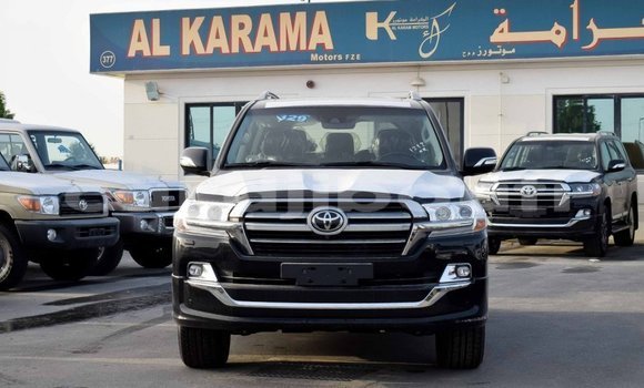 Acheter Import Voiture Toyota Land Cruiser Noir à Import - Dubai, Ali Sabieh Region Acheter Import Voiture Toyota Land Cruiser Noir à Import - Dubai, Ali Sabieh Region