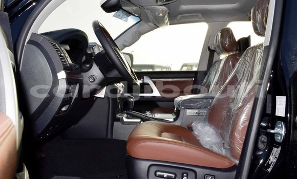 Acheter Import Voiture Toyota Land Cruiser Noir à Import - Dubai, Ali Sabieh Region Acheter Import Voiture Toyota Land Cruiser Noir à Import - Dubai, Ali Sabieh Region