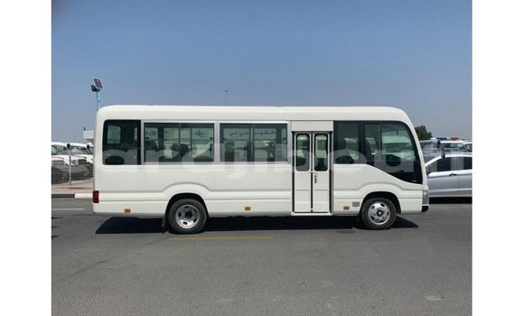Buy Import Toyota Coaster White Car in Import - Dubai in Ali Sabieh Region Buy Import Toyota Coaster White Car in Import - Dubai in Ali Sabieh Region
