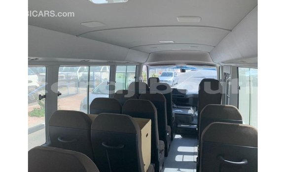Buy Import Toyota Coaster White Car in Import - Dubai in Ali Sabieh Region Buy Import Toyota Coaster White Car in Import - Dubai in Ali Sabieh Region
