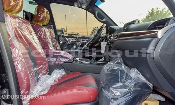 Acheter Import Voiture Lexus LX Noir à Import - Dubai, Ali Sabieh Region Acheter Import Voiture Lexus LX Noir à Import - Dubai, Ali Sabieh Region