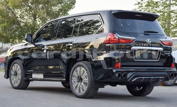 Acheter Import Voiture Lexus LX Noir à Import - Dubai, Ali Sabieh Region Acheter Import Voiture Lexus LX Noir à Import - Dubai, Ali Sabieh Region