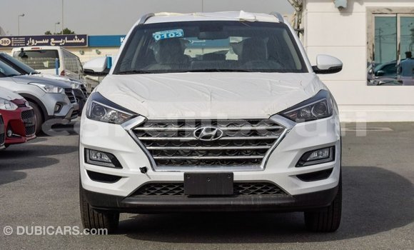 Buy Import Hyundai Tucson White Car in Import - Dubai in Ali Sabieh Region Buy Import Hyundai Tucson White Car in Import - Dubai in Ali Sabieh Region