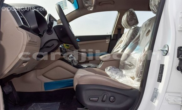 Buy Import Hyundai Tucson White Car in Import - Dubai in Ali Sabieh Region Buy Import Hyundai Tucson White Car in Import - Dubai in Ali Sabieh Region
