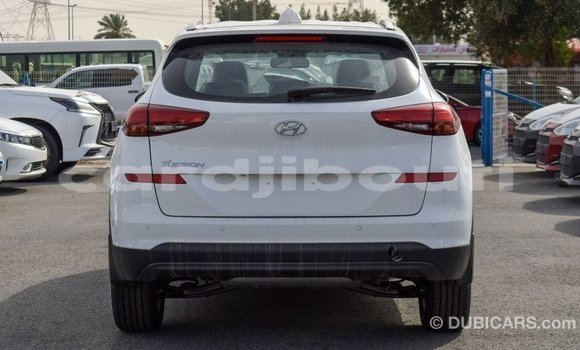 Buy Import Hyundai Tucson White Car in Import - Dubai in Ali Sabieh Region Buy Import Hyundai Tucson White Car in Import - Dubai in Ali Sabieh Region