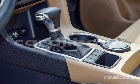Buy Import Kia Sportage White Car in Import - Dubai in Ali Sabieh Region Buy Import Kia Sportage White Car in Import - Dubai in Ali Sabieh Region