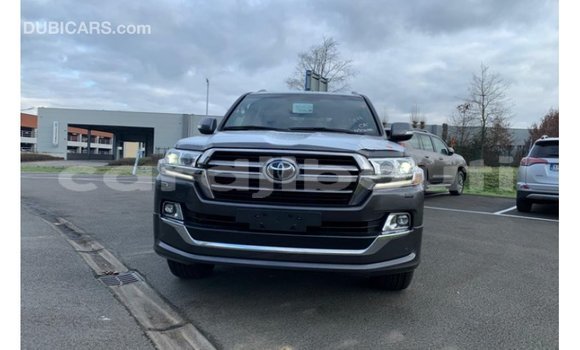 Buy Import Toyota Land Cruiser Brown Car in Import - Dubai in Ali Sabieh Region Buy Import Toyota Land Cruiser Brown Car in Import - Dubai in Ali Sabieh Region